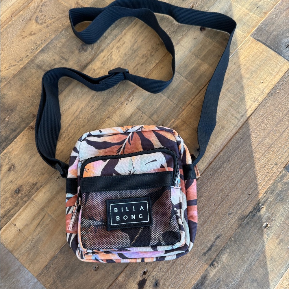 Billabong crossbody purse